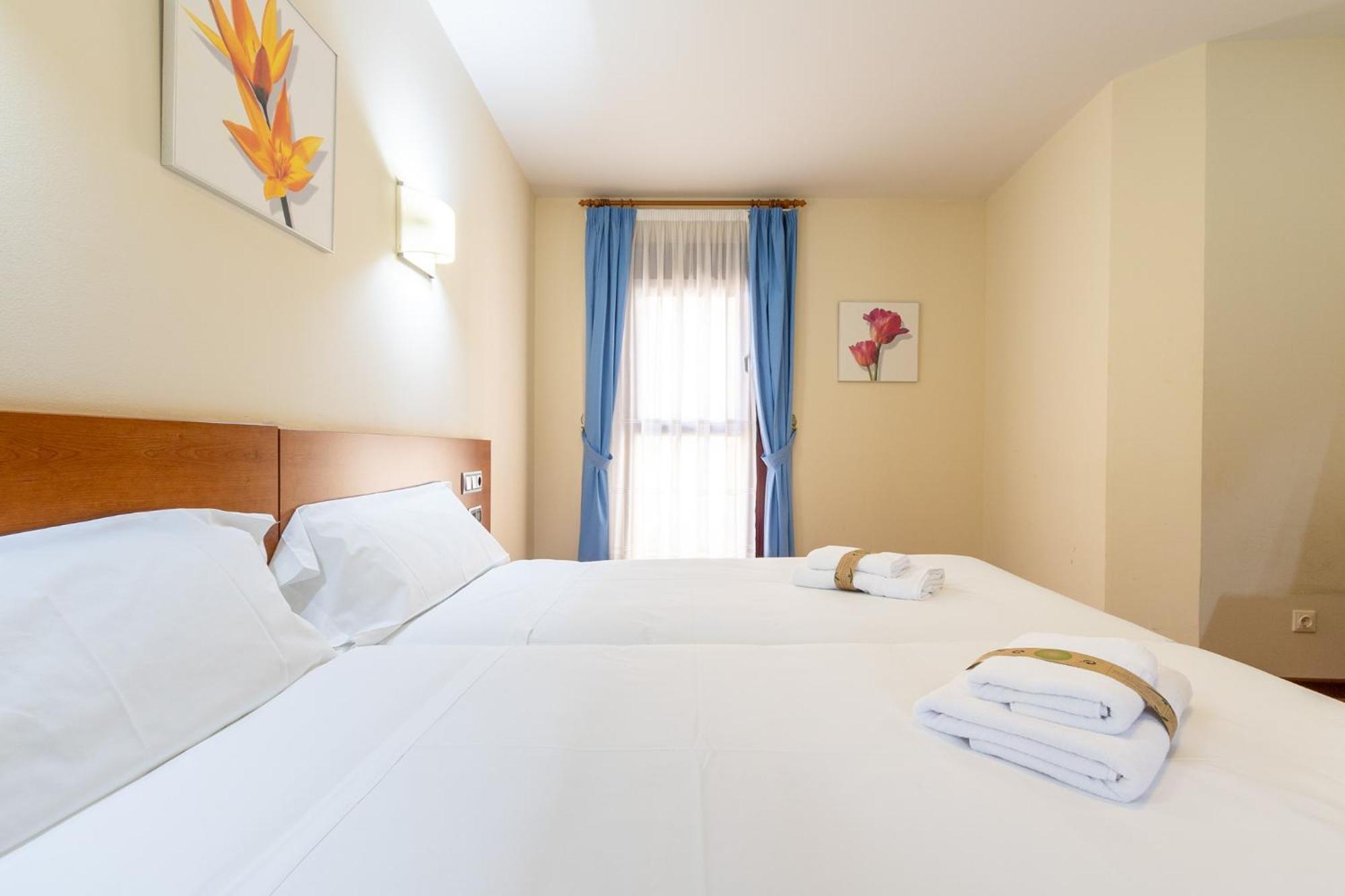 Insidehome Zaravencia Plaza Mayor Toro Exterior photo